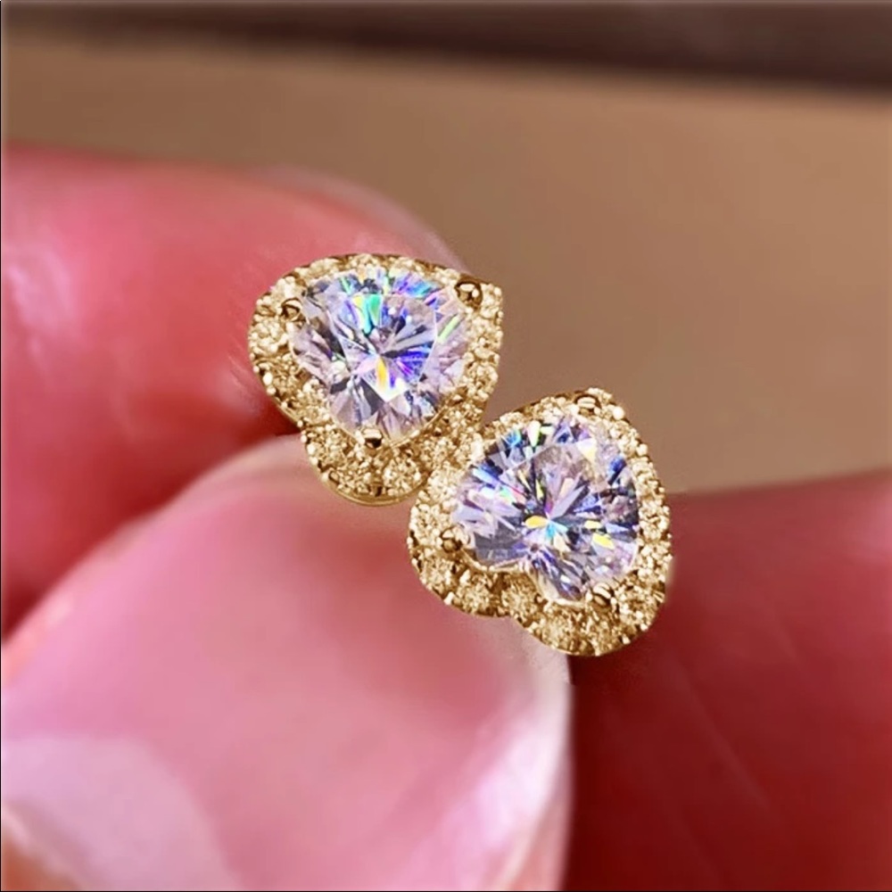 💕New Shiny Hearts Diamond Sweet Stud Earrings 💕 - Picture 8 of 12